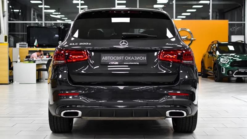 Mercedes-Benz GLC 300 e AMG Line 4MATIC Image 3