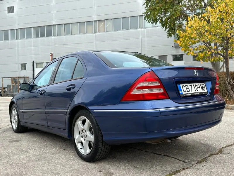 Mercedes-Benz C 180 i 143кс Image 3