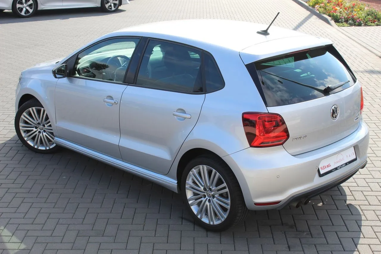 Volkswagen Polo 1.4TSI Blue GT Navi...  Image 7