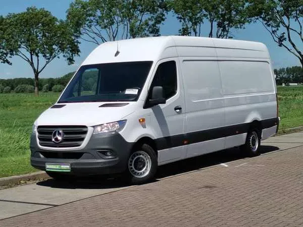 Mercedes-Benz Sprinter 316 L3H2 Maxi 360 Camera Image 2