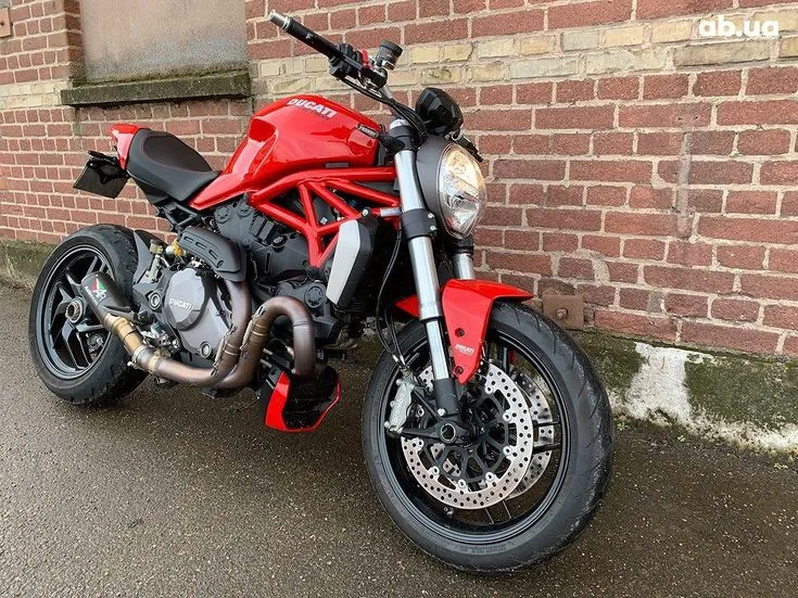 Ducati Monster Image 3